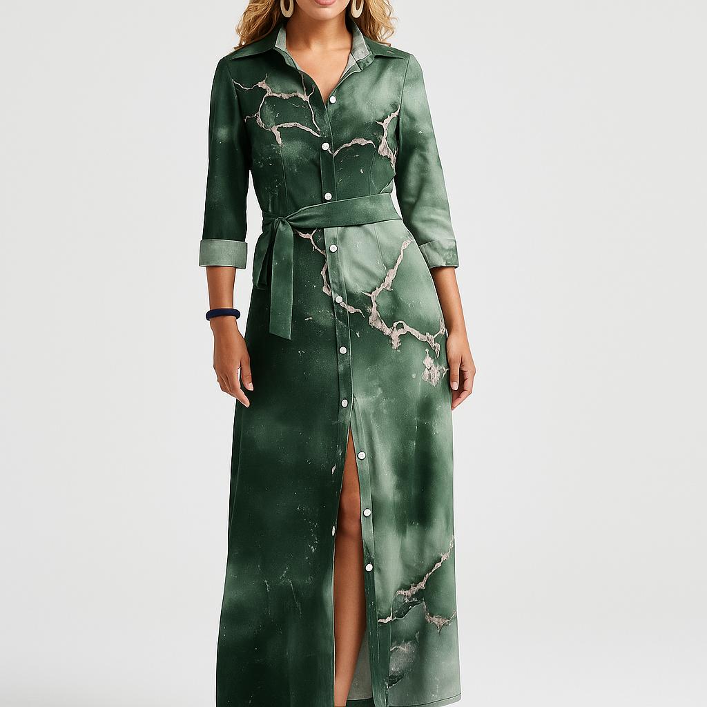 Vestido camiseiro comprido em riscas com cinto ajustável