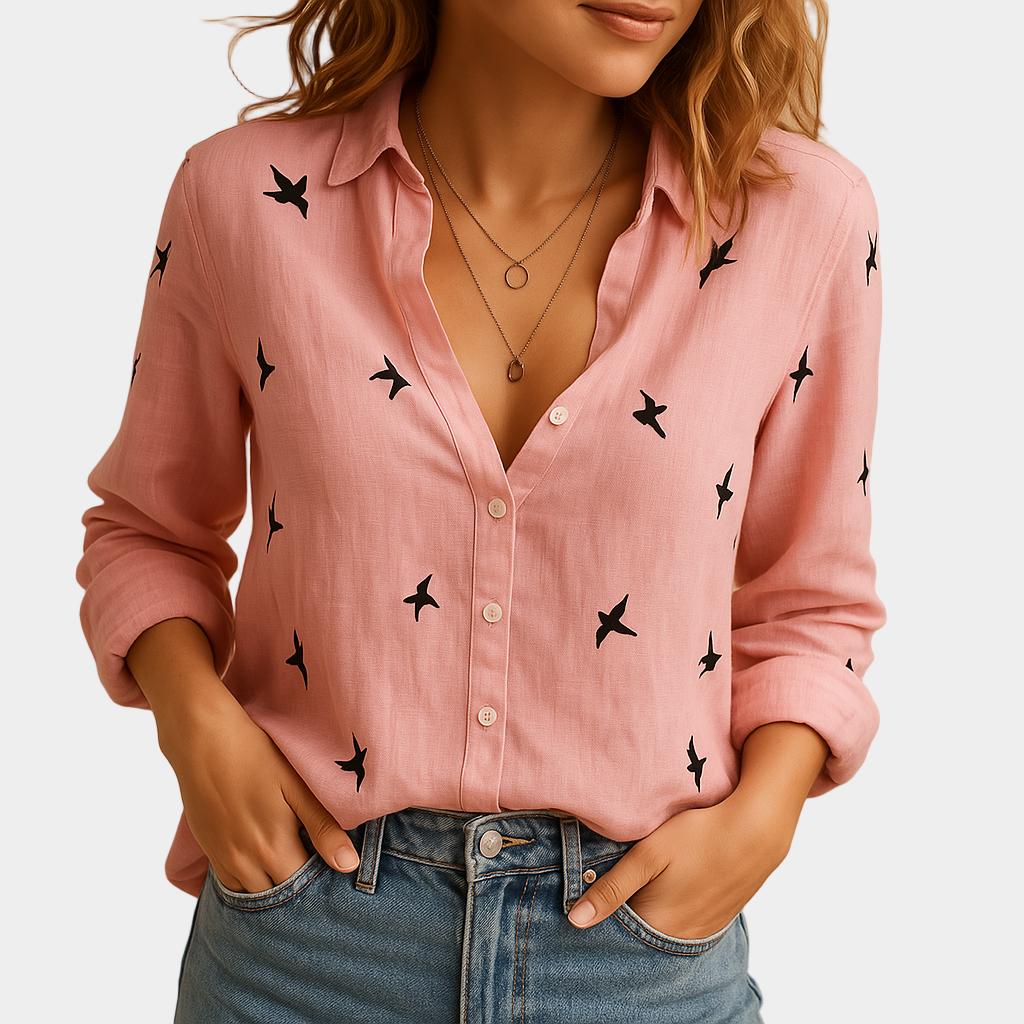 Blusa feminina em linho com corte solto e gola clássica