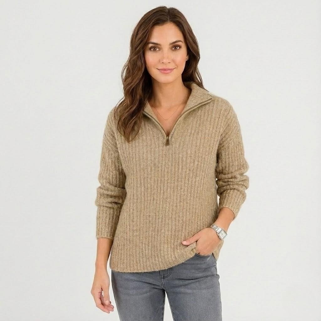 Camisola de malha com meia gola e fecho curto para senhora