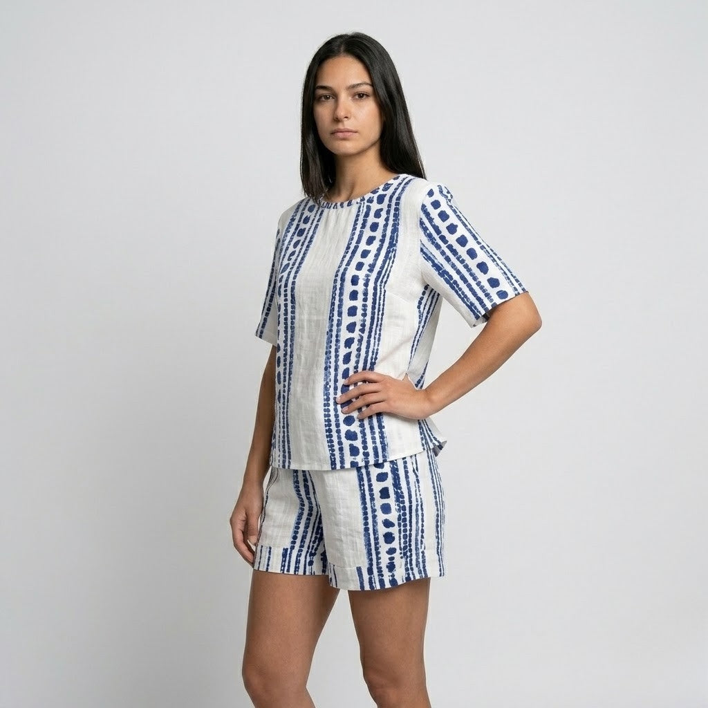 Conjunto Leve com Blusa Solta e Calções Estampados para Dias Ativos
