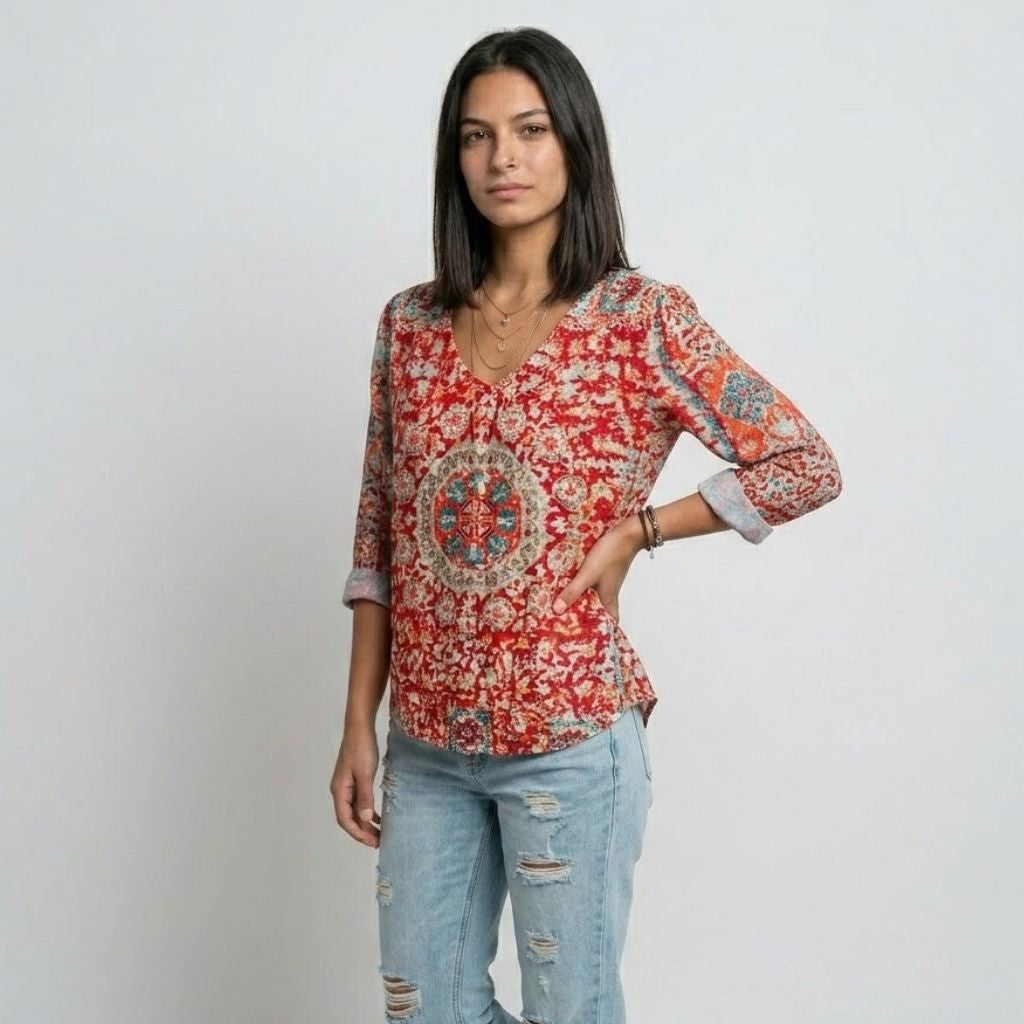 Blusa Estampada com Decote em V para Conforto Descontraído