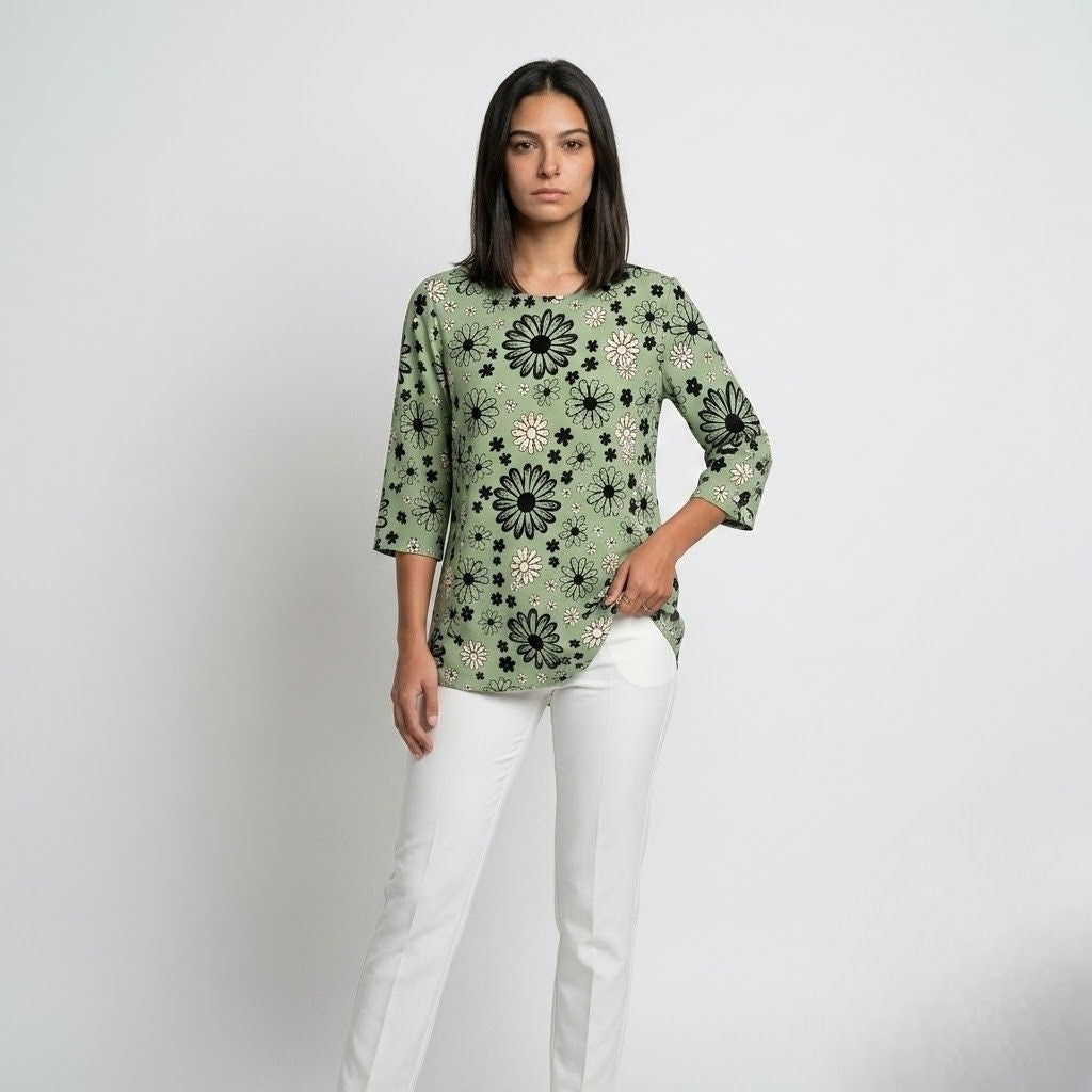 Blusa Regular com Padrão Floral para Conforto Diário