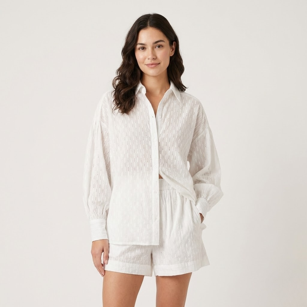 Set leve em tecido texturado | Camisa fluida e calções | Elegância natural