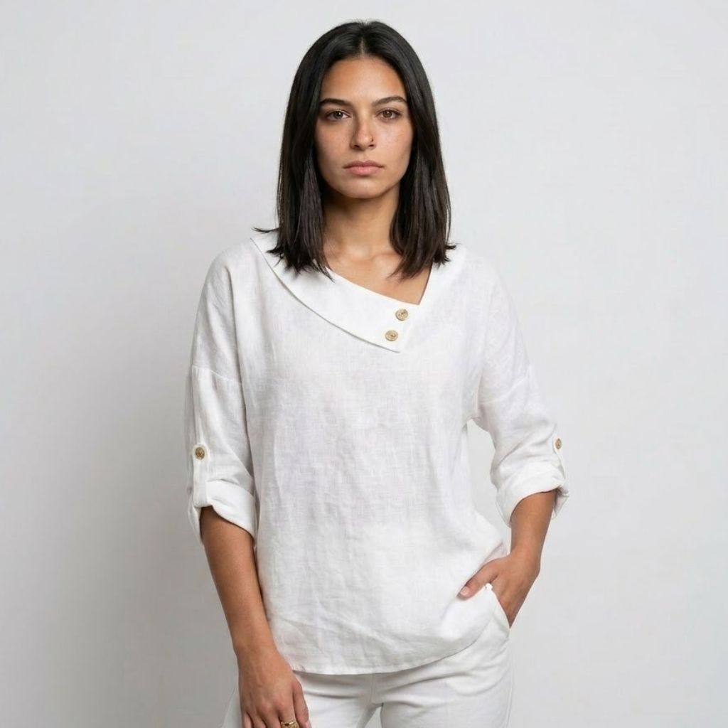 Blusa Leve com Botões no Decote para Conforto Diário