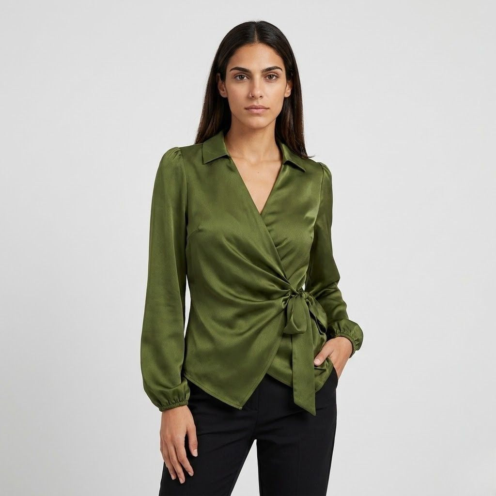 Blusa Transpassada com Laço Lateral e Corte Elegante Estruturado