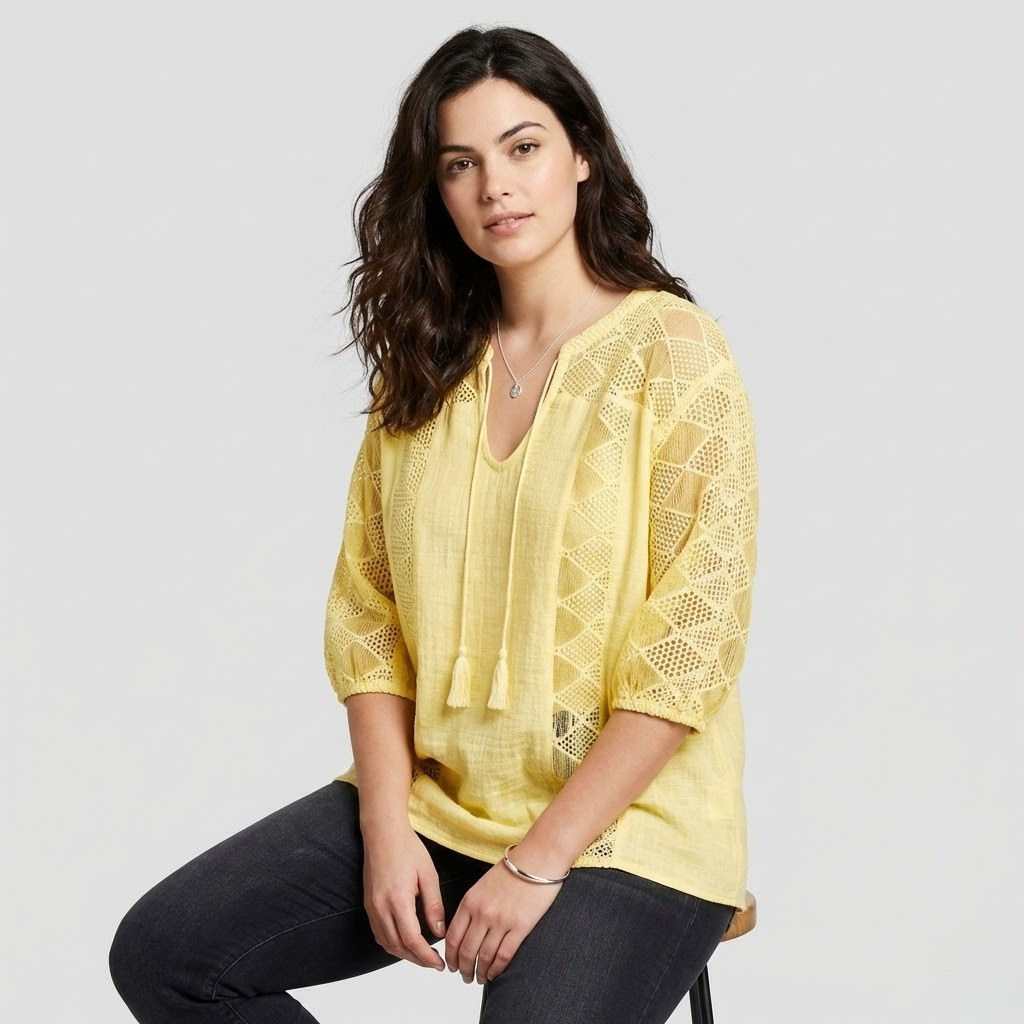 Túnica leve em algodão com rendado delicado | Corte solto | Frescura de verão