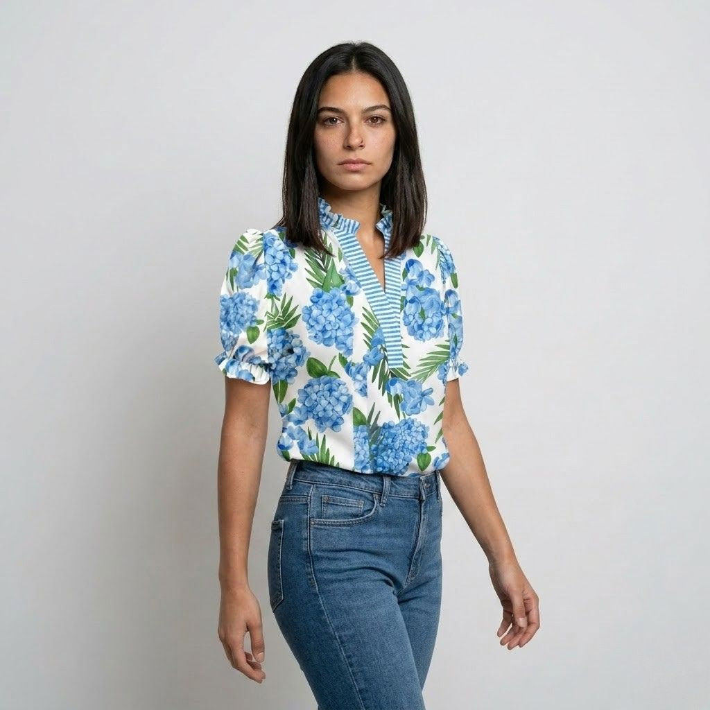 Blusa Regular com Padrão Floral para Elegância Fresca