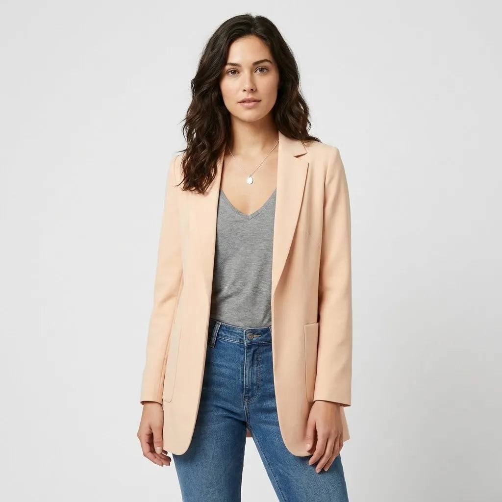 Blazer alongado estruturado em mistura de lã | Corte cintado | Elegância urbana versátil