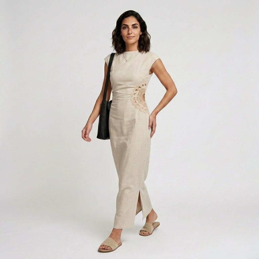 Vestido Midi Ajustado com Detalhe Lateral para Elegância Minimalista