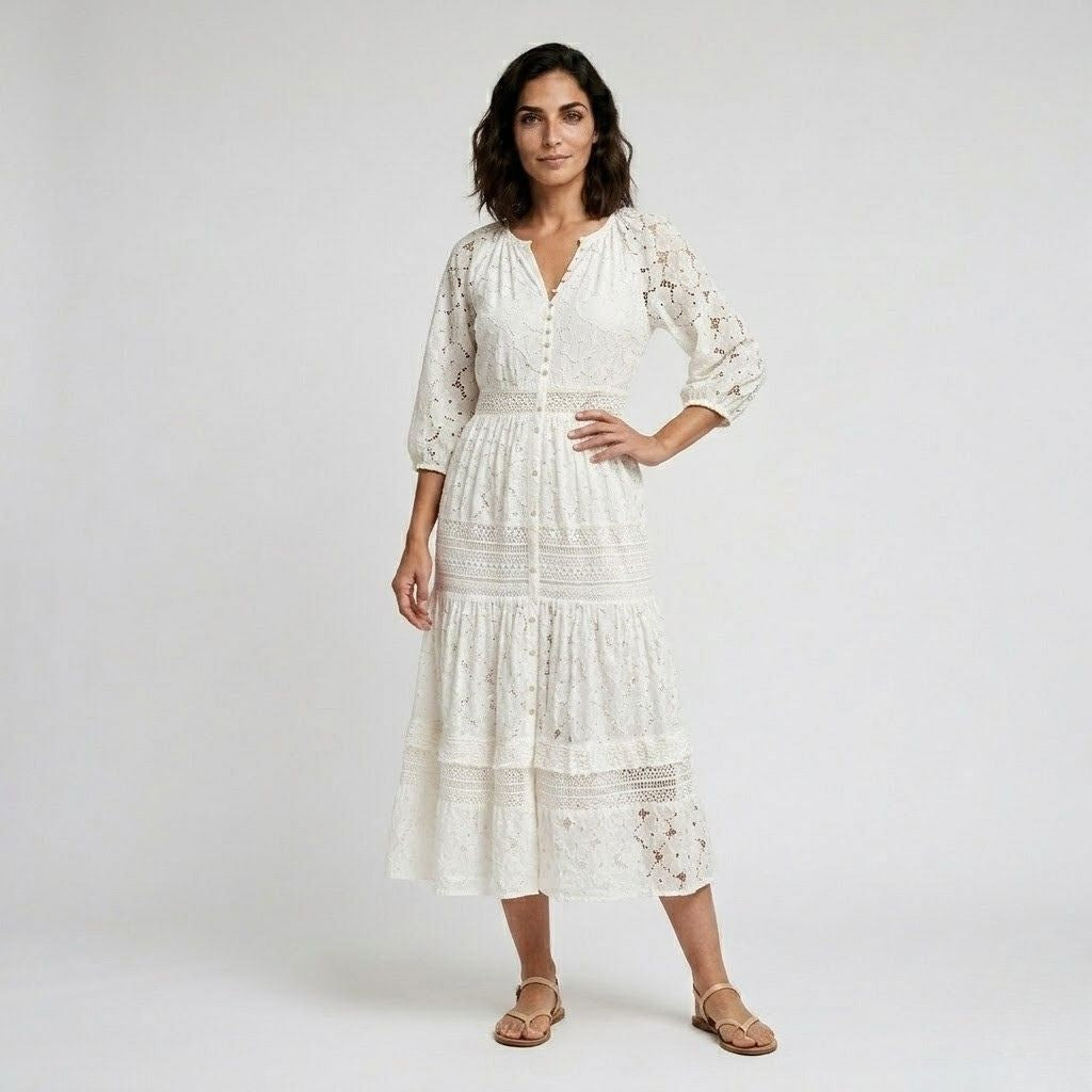 Vestido Midi Rendado com Cintura Marcada para Elegância Leve
