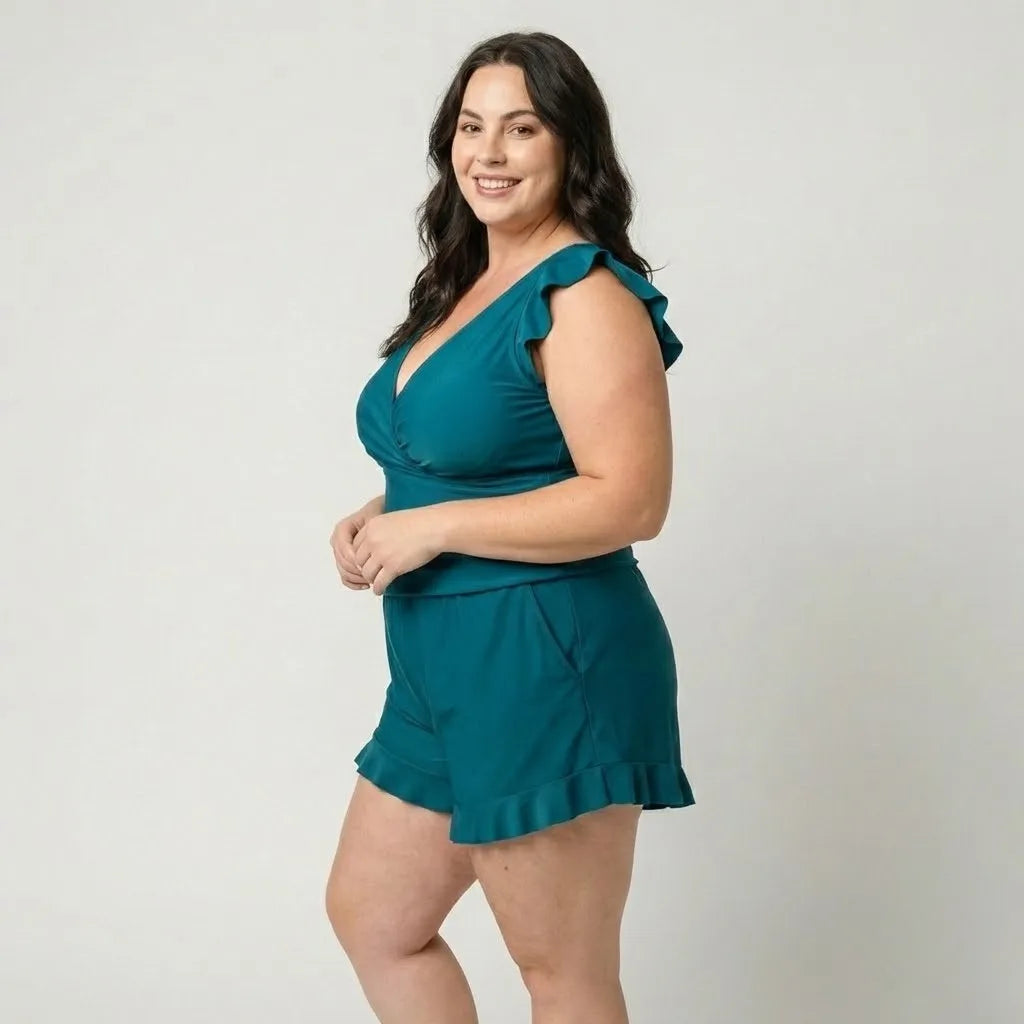 Romper elegante em tecido fluido | Corte cintado | Detalhe com folhos femininos