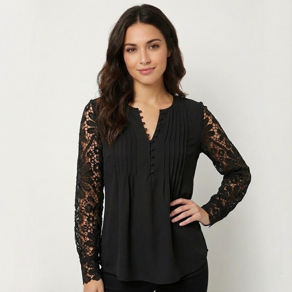 Blusa elegante com mangas em renda | Corte fluido | Feminilidade delicada