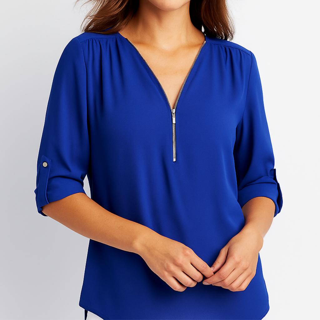 Blusa feminina fluida com decote em V e mangas dobradas