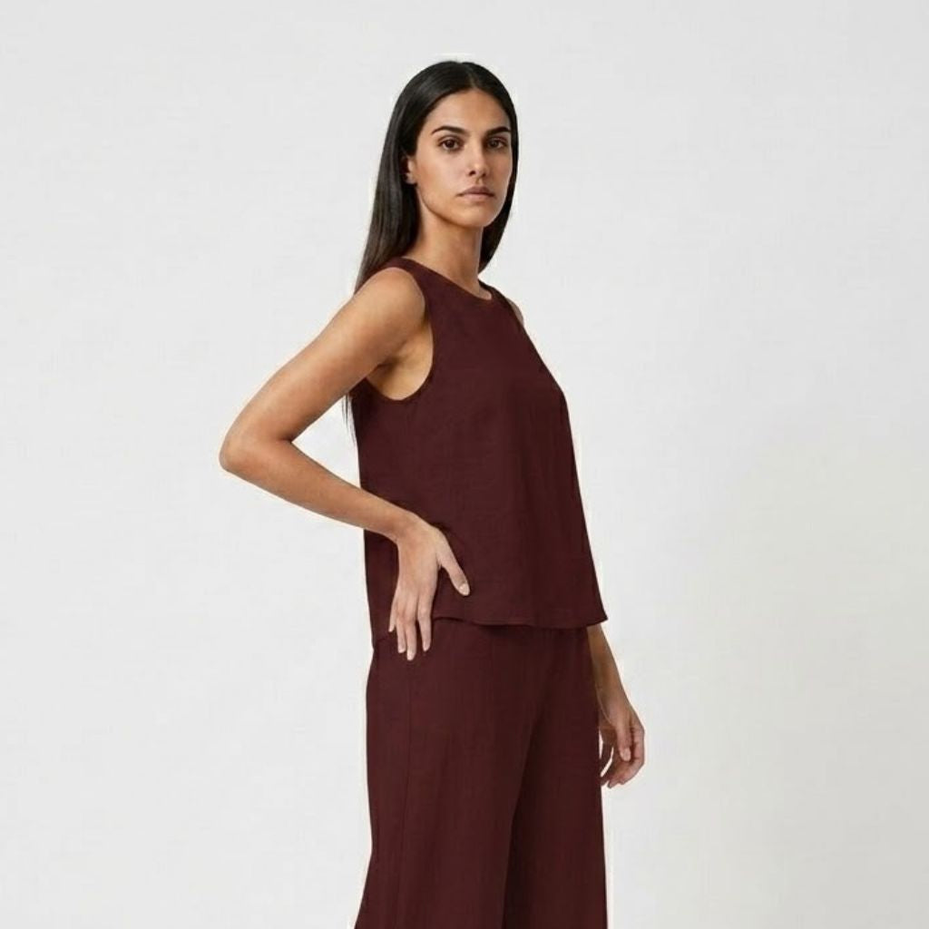 Conjunto Fluido de Top Sem Mangas e Calça Ampla com Conforto Total