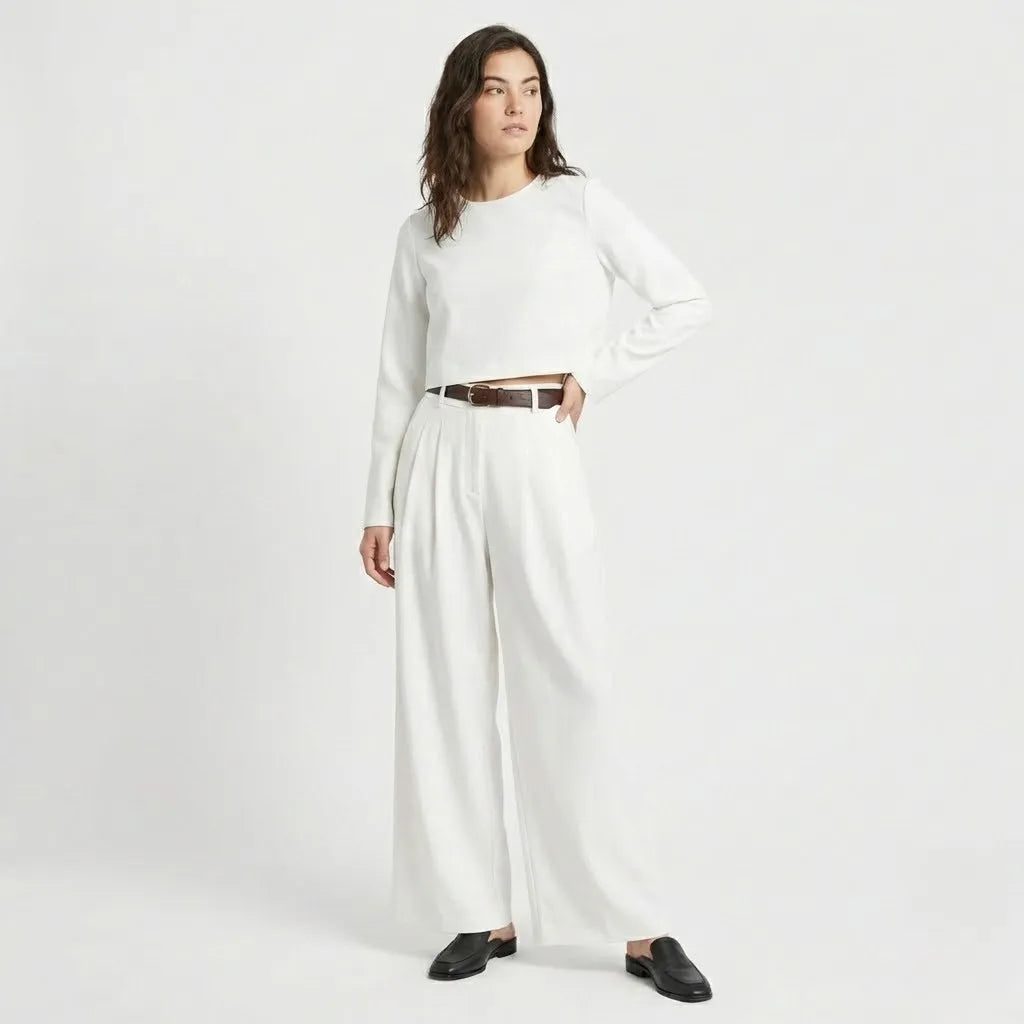 Conjunto minimalista em mistura elegante | Top curto e calças de perna larga | Sofisticação moderna