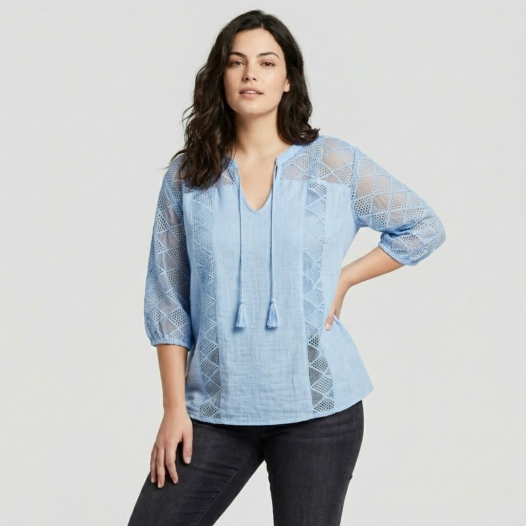 Túnica leve em algodão com rendado delicado | Corte solto | Frescura de verão