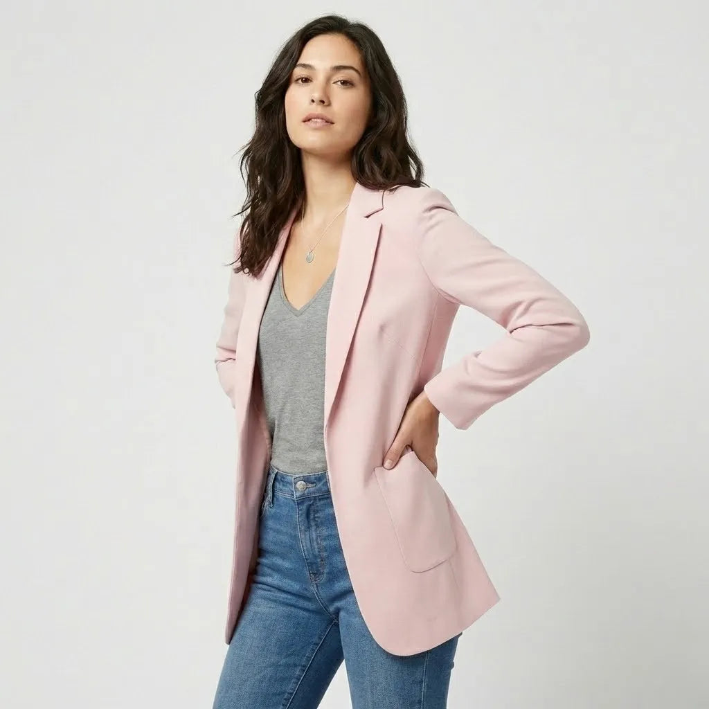 Blazer alongado estruturado em mistura de lã | Corte cintado | Elegância urbana versátil