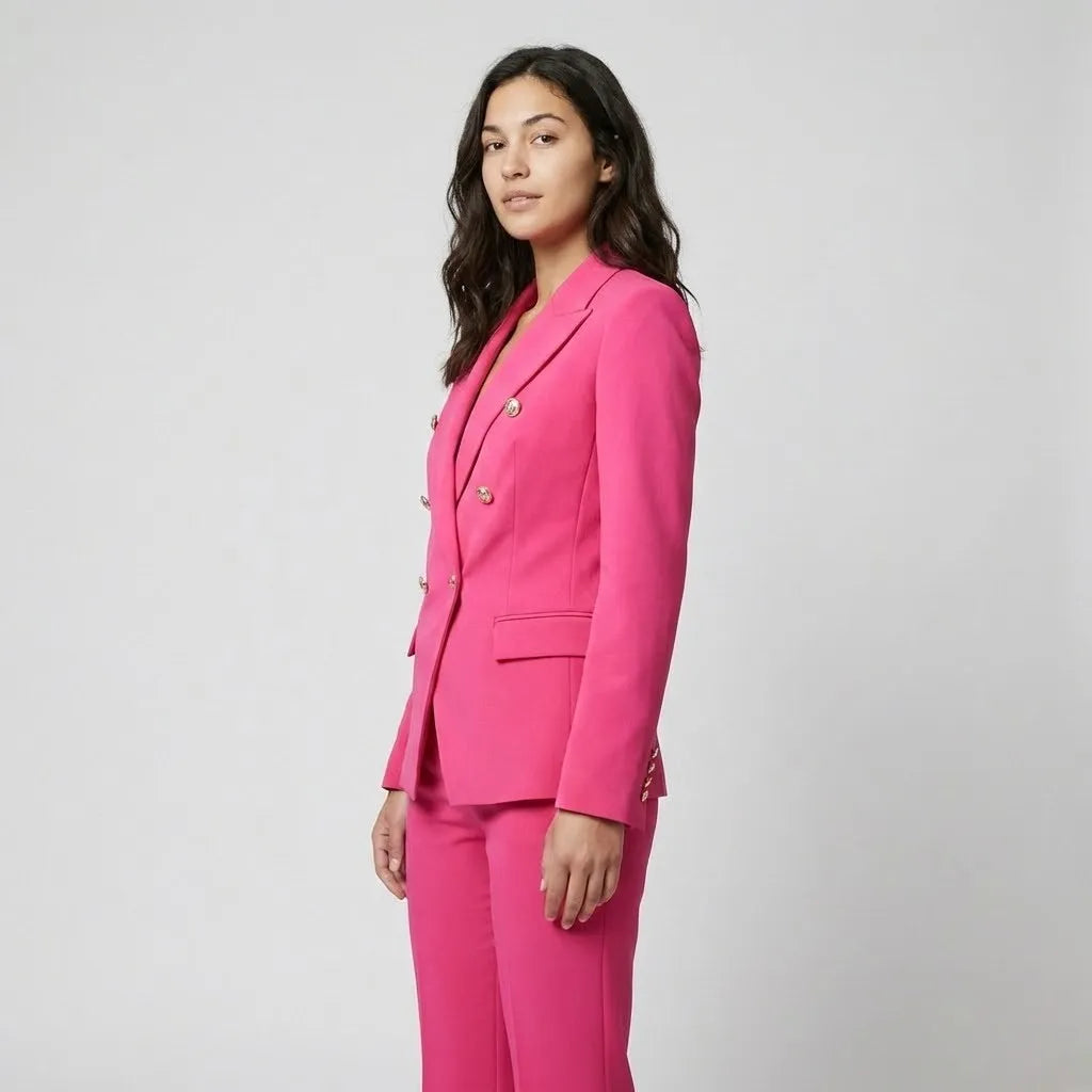 Fato Feminino Moderno com Blazer Ajustado para Impacto Elegante