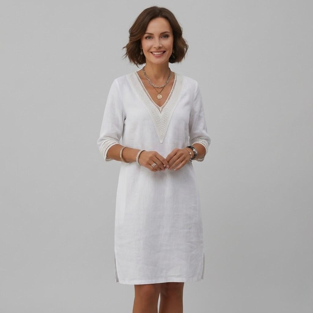 Vestido feminino casual em corte direito com decote em V