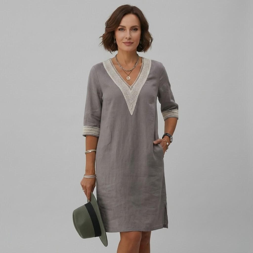 Vestido feminino casual em corte direito com decote em V