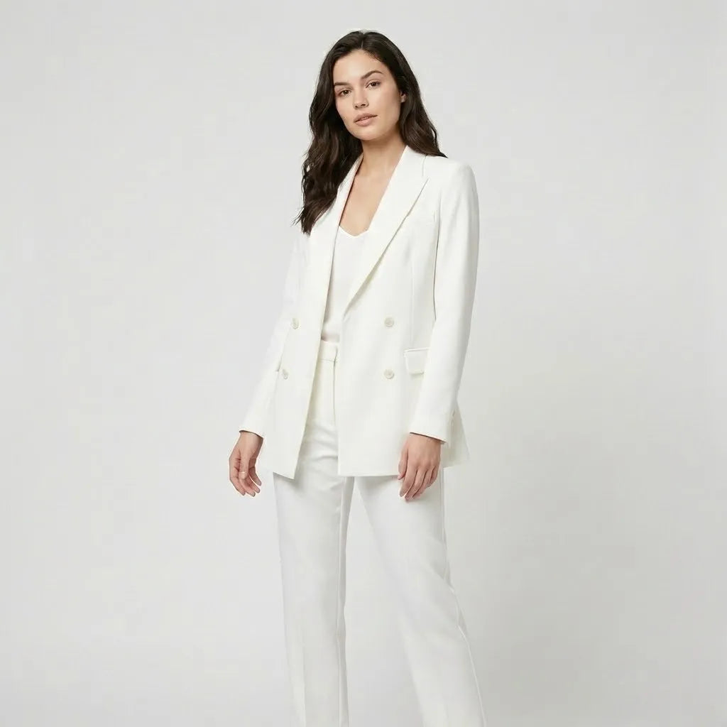 Fato Feminino Estruturado com Blazer Alongado para Presença Profissional